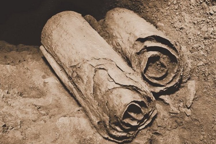 Qumran The Dead Sea Scrolls And Their Connection To Enigmatic Essenes Qumran The Dead Sea Scrolls And Their Connection To Enigmatic Essenes