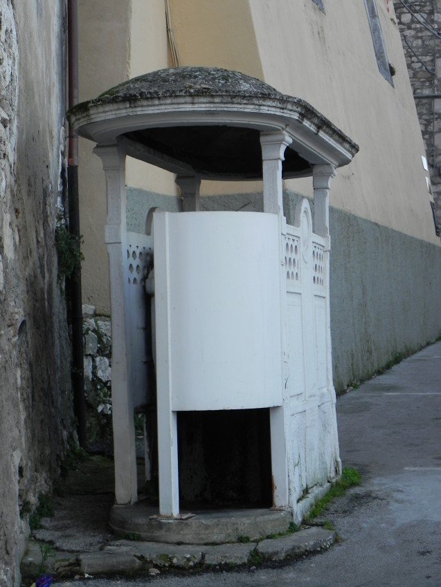 First Pay Toilets Were Invented In Ancient Rome In 74 A.D