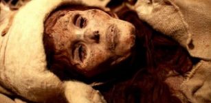 Two hundred mummies were discovered in the 1930s by a Swedish archaeologist in the Taklimakan Desert north of Tibet.