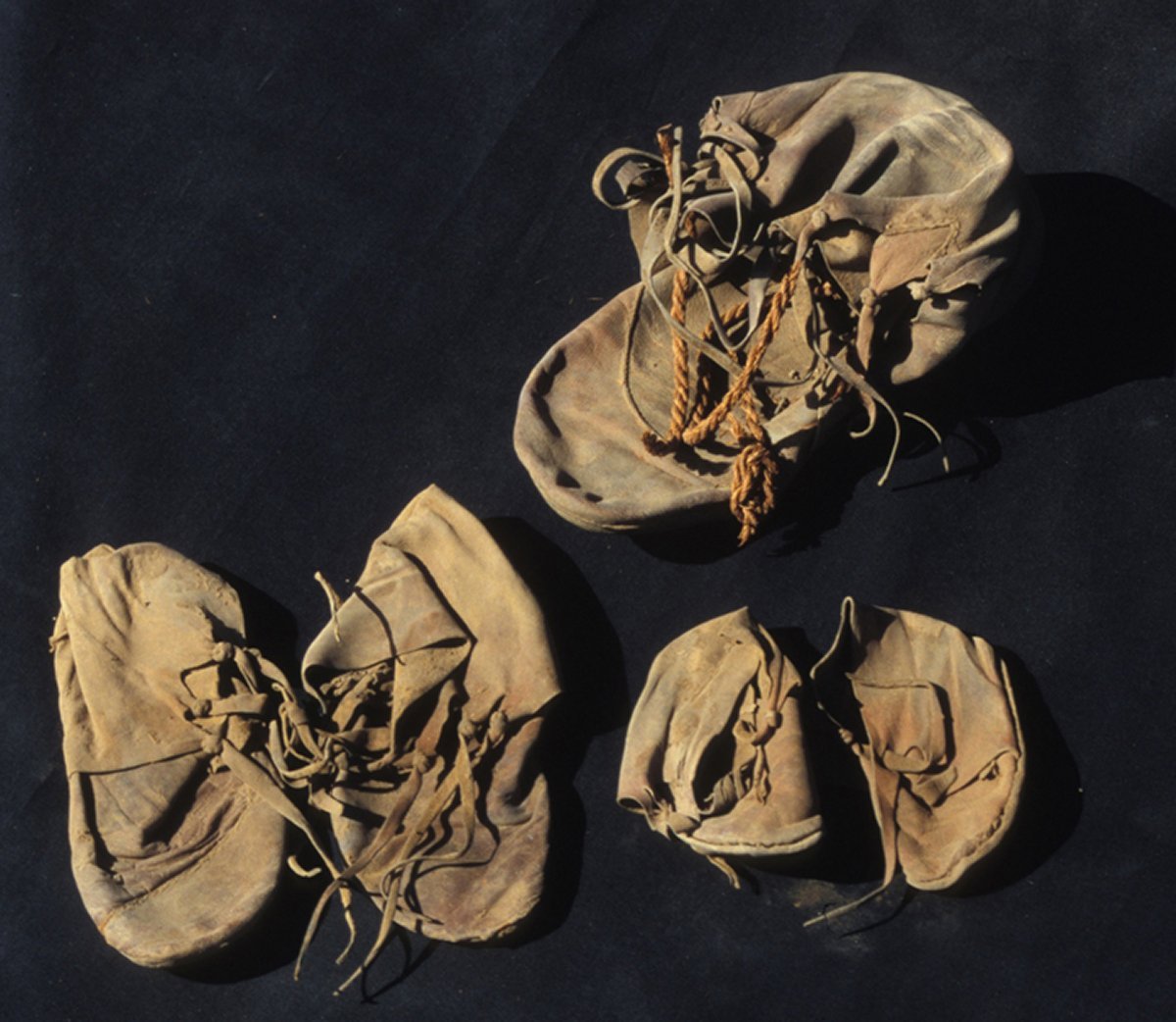 Who left the shoes in the temple?