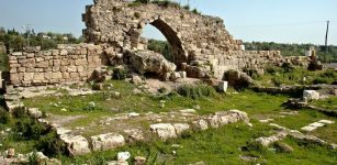 Ruins of the Misis market place.