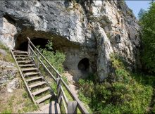 Denisova cave