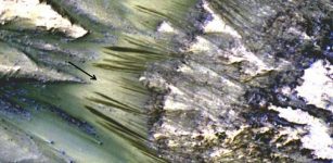 Recurring slope lineae emanating from bedrock exposures at Palikir crater on Mars during southern summer. Image credit: NASA/ Lujendra Ojha et al