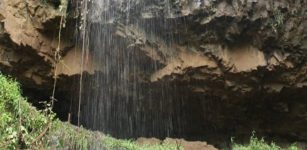 The Mota cave in Ethiopia, where a 4,500-year-old skeleton was found Photo: Dr. Matthew Curtis