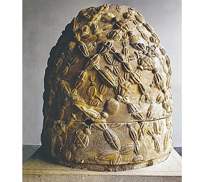 Omphalos, egg-shaped stone