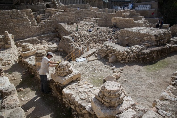 Ancient Acra mystery