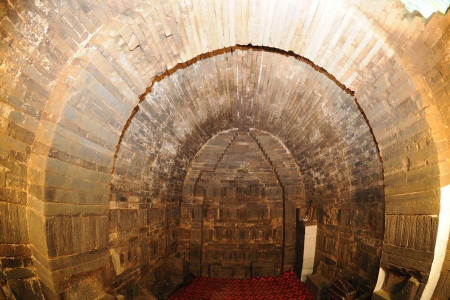 An ancient brick-chambered tomb discovered in Xiangcheng District of Xiangyang, Central China's Hubei province. Credits: People.cn