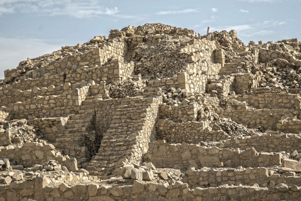 The city may also have been the birthplace of Quechua, which became the language of the subsequent Inca empire and is still alive today.