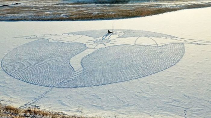 Snow Art by Simon Beck