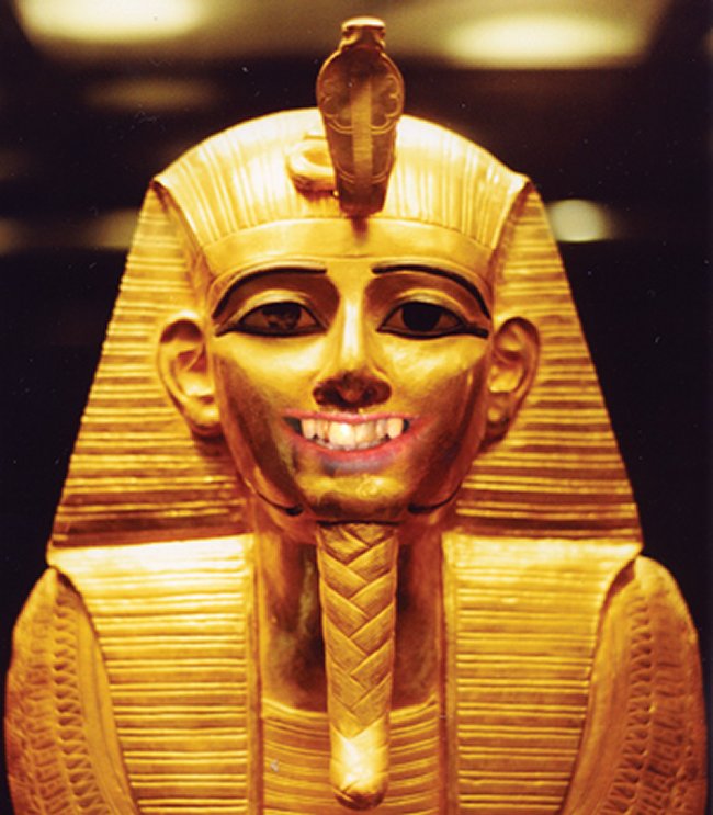 Ancient Egyptians White teeth