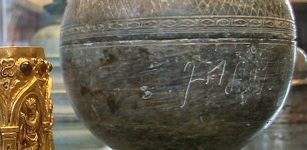The steatite box that contained the Bimaran casket. Photo: Steatite container of the Bimaran casket. British Museum. Personal photograph 2005 via wikipedia