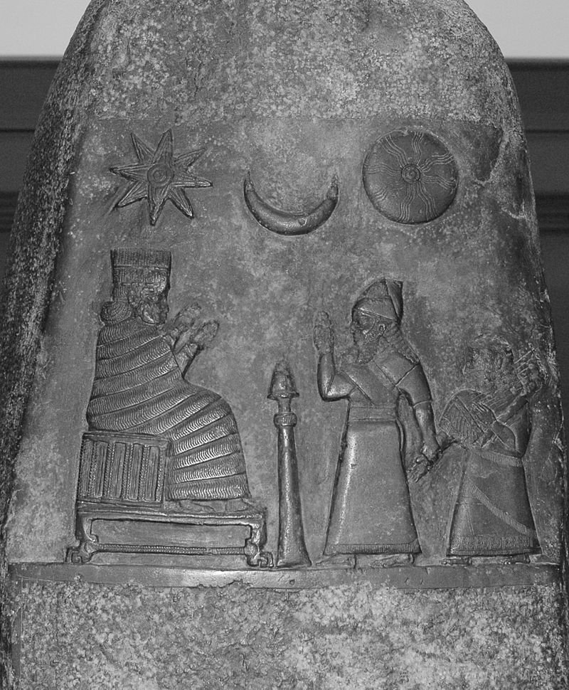 This is another Meli-Šipak-dated kudurru depicting the king presents his daughter to the goddess Nannaya. The crescent moon represents the god Sin, the sun the Shamash and the star the goddess Ishtar. Kassite period, taken to Susa in the 12th century BC as war booty. Credits: Louvre/wikipedia