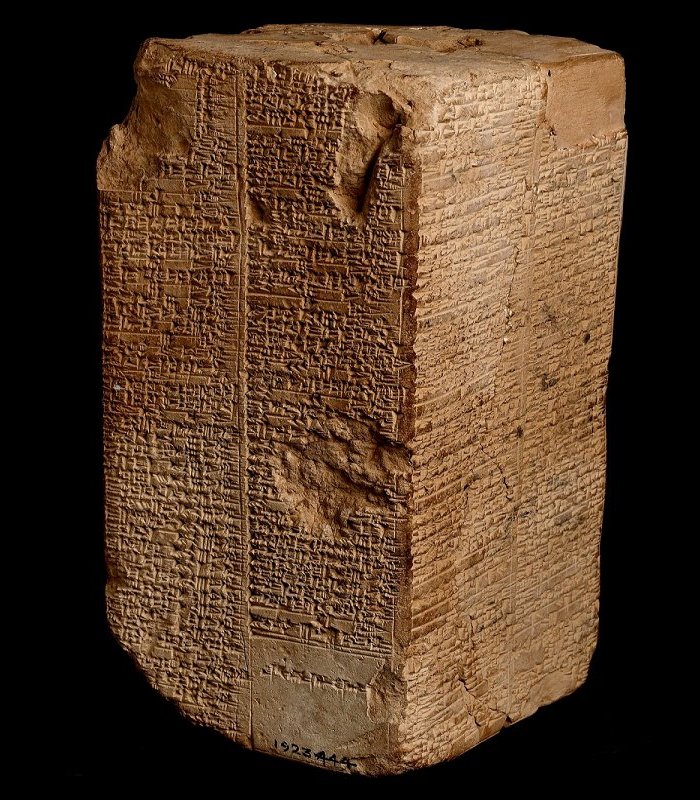 The clay tablet that survived was dated by the scribe who wrote it in the reign of King Utukhegal of Erech (Uruk), which places it around 2125 BC. Utukhegal was one of the first native kings of Sumer after centuries of Akkadian and Gutian dominance. Photo: Ashmolean Museum