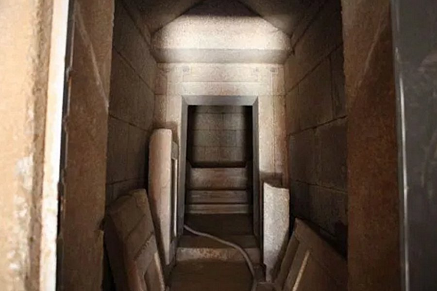 The door of the burial chamber of the Ancient Thracian Griffins’ Tomb near Bulgaria’s Shipka, Kazanlak Municipality, was crushed into several pieces during a robbery in the Antiquity. Photo: Kazanlak Municipality
