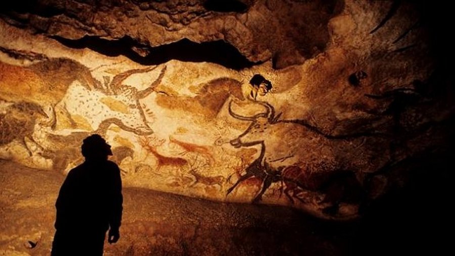 The saga of the cave is long. The first occupants seem to have been cave bear that left vertical claw scratches on many of the walls. Evidence of ancient human use extends from Neanderthal times through Paleolithic, Mesolithic, Neolithic, and Bronze ages.