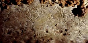 Surprisingly, this cave contains one third of all the prehistoric mammoth images in Western Europe, though mammoth bones are only rarely found in south-west France.