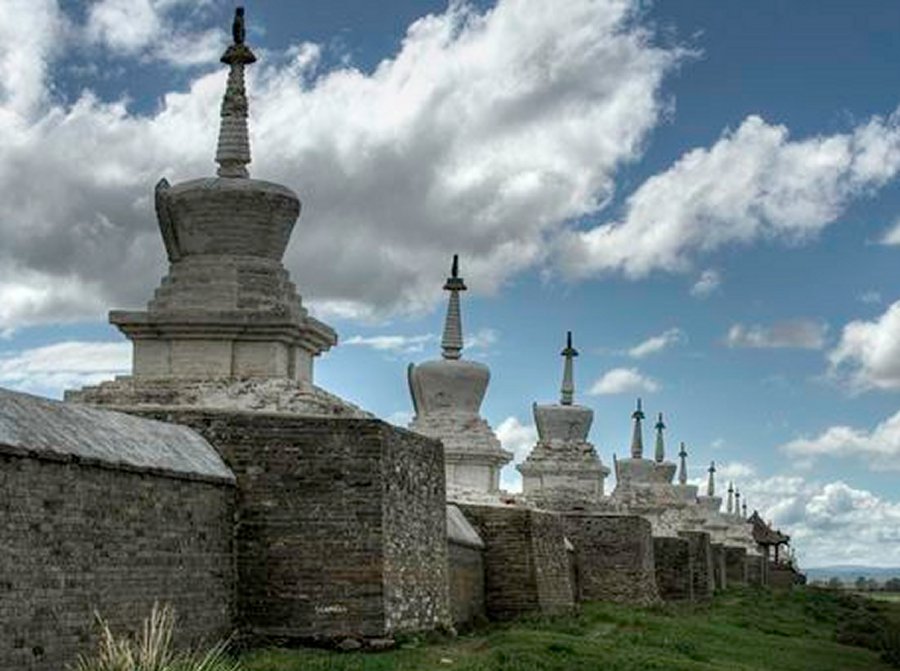 The Buddhist Tibetan monastery that dates back to 1585, was built from the ruins of Genghis Khan's capital and Erdene Zuu is the oldest surviving monastery in Mongolia. Today, the monastery serves only as a museum.