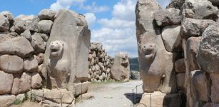 Hattusha - The Lion Gate in the south-west