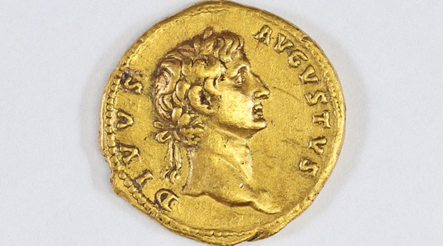 Portrait of the emperor "Deified Augustus" - Photo: Shai Halevy, courtesy Israel Antiquities Authority