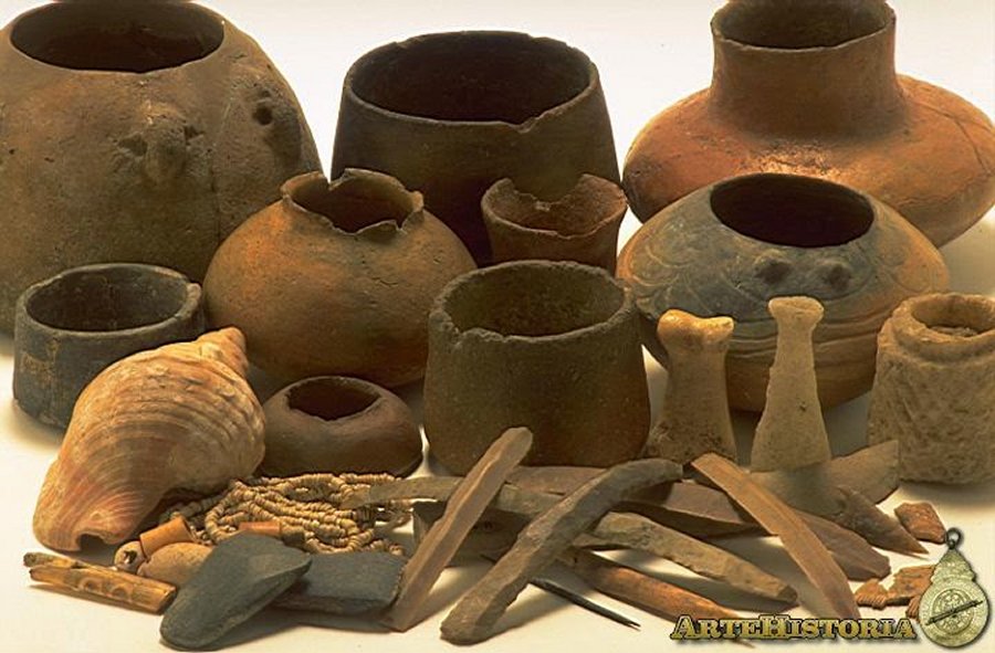 5,000 year old pottery shards have been found scattered across the site.Credits: Museo Arqueológico Nacional de España
