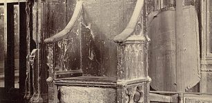 Coronation Chair With Stone of Scone. Image licensed under Creative Commons by Cornell University LIbrary
