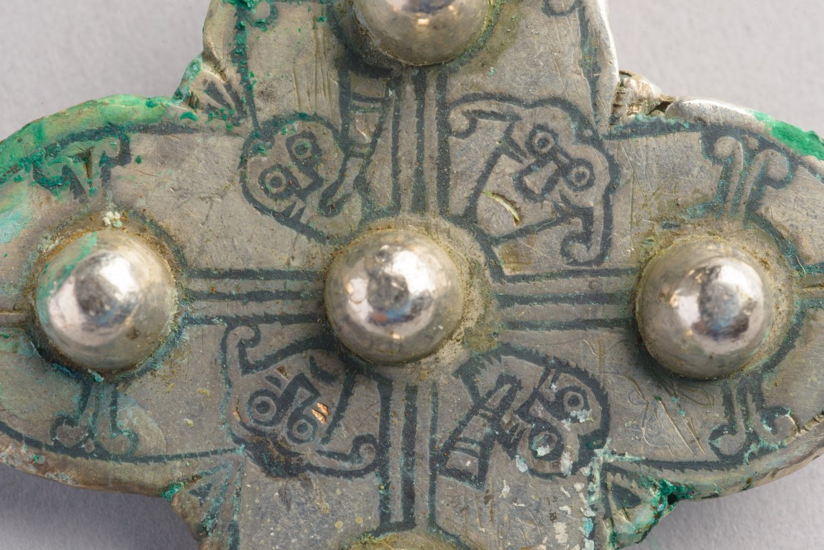 Other material includes a silver penannular brooch from Ireland, Byzantium silk from around modern-day Istanbul, a gold ingot and some gold and crystal objects that have been carefully wrapped in cloth bundles. At the moment, their purpose remains a mystery. Credits: Historic Scotland