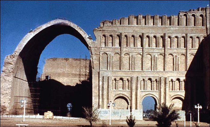 Tagh-e Kasra in ancient city of Ctesiphon