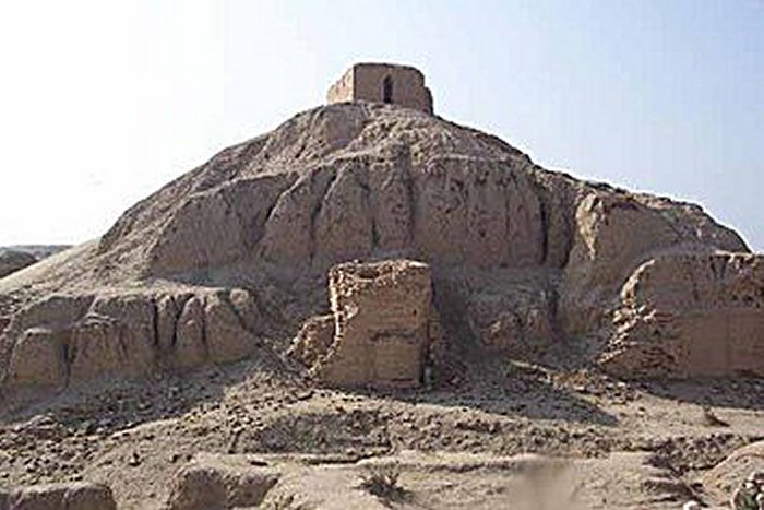The "Tummal Inscription" credits king of Kish, Enmebaragesi with building of the first temple for Enlil in Nippur.