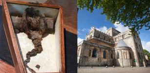 Mysterious hair discovered in Romsey Abbey