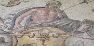 Zeugma mosaic