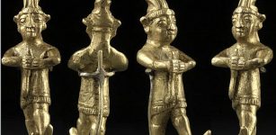 Hittite god figurine dated to 14th-13th century BC. Yozgat; Credits: Louvre