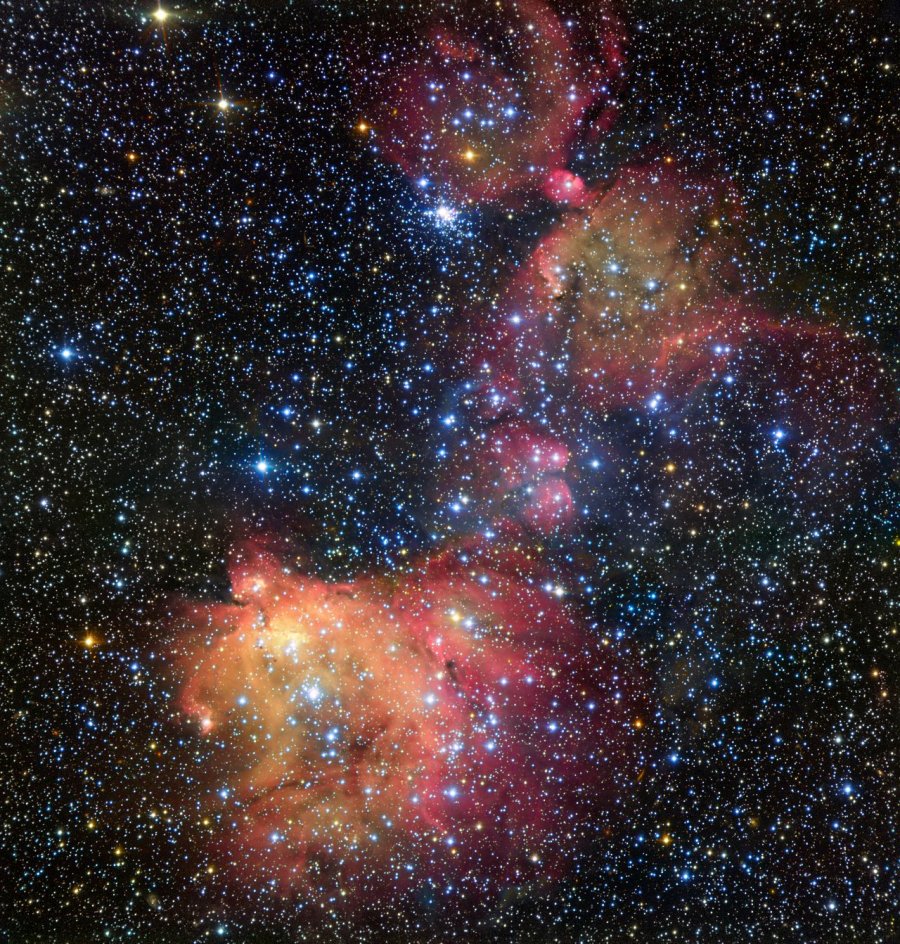 The glowing gas cloud LHA 120-N55 in the Large Magellanic Cloud. CRedits: VLT/ESO