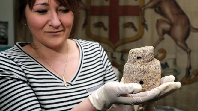 Ancient figurine discovered at Skara Brae