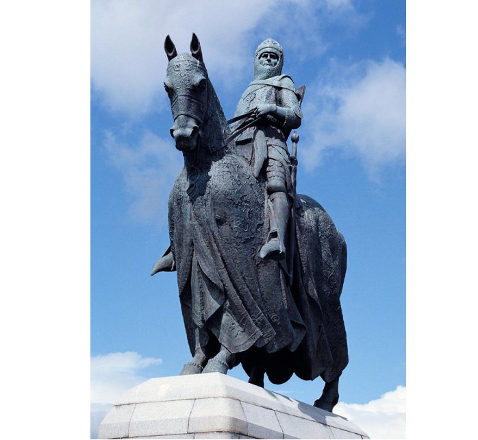 Memorial statue of Robert The Bruce at Bannockburn site