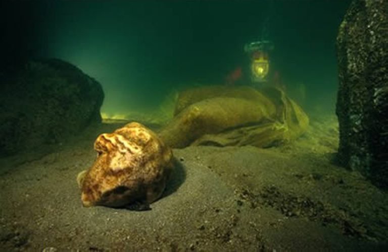 Underwater kingdom of Cleopatra