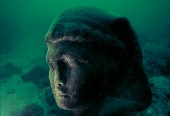 Underwater kingdom of Cleopatra