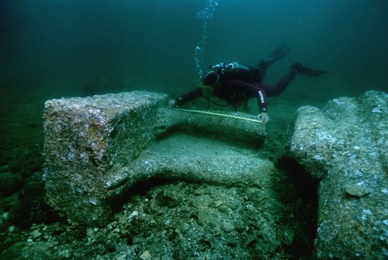 Underwater city of Cleopatra