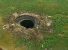 Giant sinkhole in Siberia