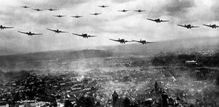 Bombing of Warsaw - World War II Began in 1939