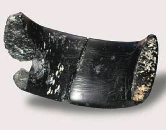 Sophisticated 40,000 Year-Old Stone Bracelet Found In Denisova Cave, Russia May Have Been Made by Denisovans