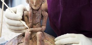 Amazing 3,800-Year-Old Sculpture Ornamenting A Ceramic Jug Discovered In Yehud