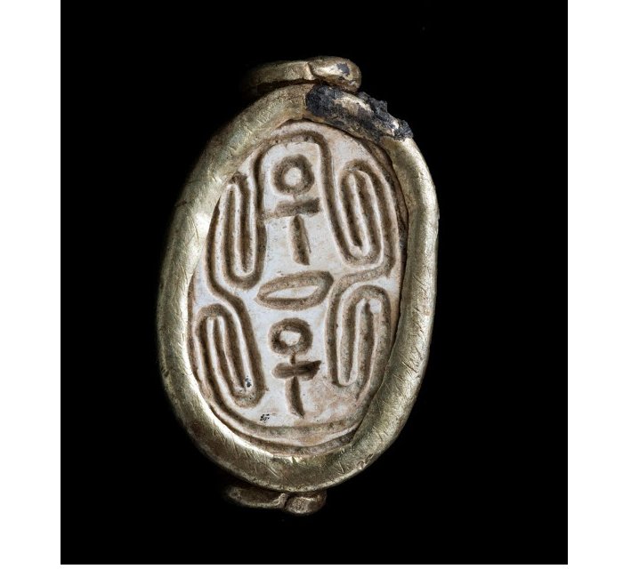 Egyptian scarab with gold bezel, found in the Canaanite city of Gezer. Credit: Clara Amit, IAA
