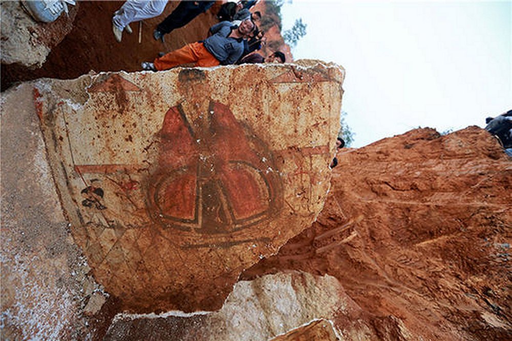 Ming Dynasty Murals And Ancient Tomb Found At Hunan Construction Site In China