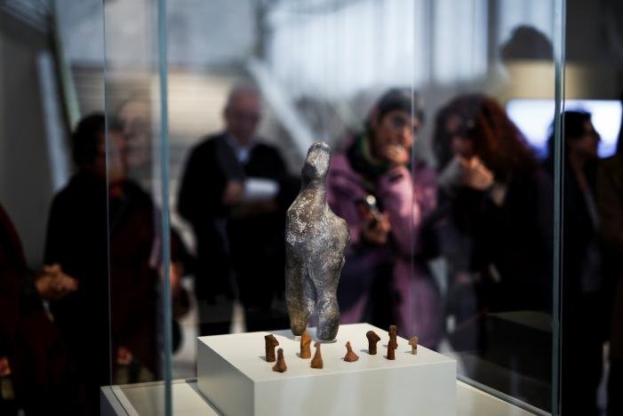Mysterious Bird-Like Statue Is A 7,000-Year-Old Enigma – Archaeologists Say