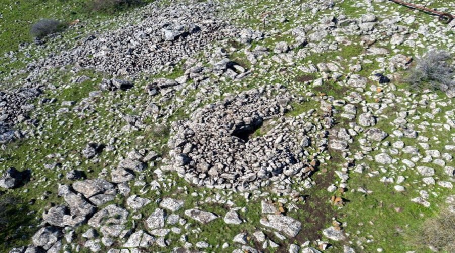 The 4,000-year-old dolmen. (photo credit: Gonen Sharon/ Tel Hai College