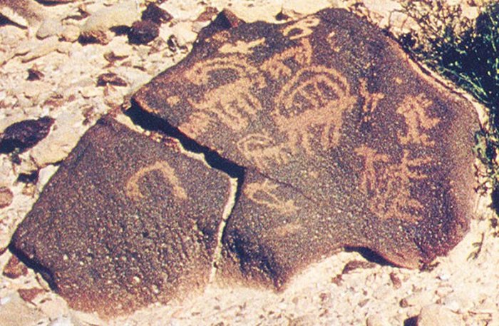 Is Biblical Mount Sinai Located In Har Karkom Where Mesopotamian Moon God Sin Was Worshipped?