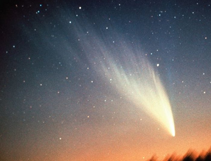 Comet West on March 9, 1976. Image credit: ESO