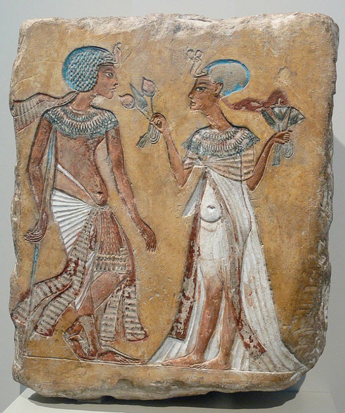 What Happened To The Mysterious And Beautiful Queen Nefertiti?