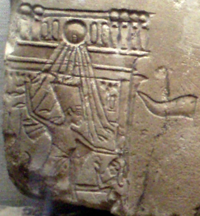 What Happened To The Mysterious And Beautiful Queen Nefertiti?