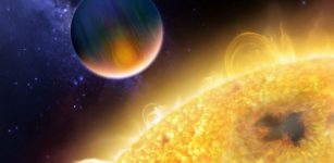 Cosmic Mystery – Two Identical Exoplanets With Different Atmosphere – How Is It Possible?